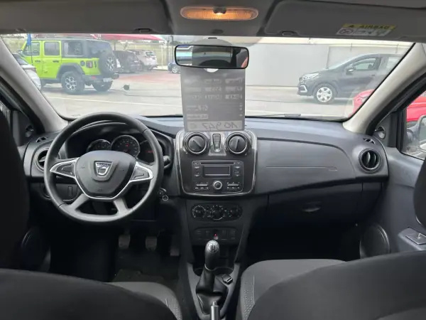 Dacia Sandero 2019 - 10947 EUR, 36000 km - AUTO.MOTO.pt - 36000km - foto 12 de 17