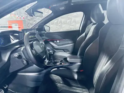 Peugeot 208 2022 - 15990 EUR, 75129 km - AUTO.MOTO.pt - 75129km - foto 27 de 35