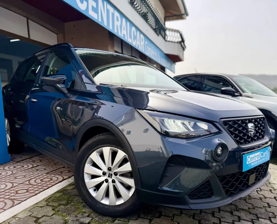 SEAT Arona 2024 - 17950 EUR, 36000 km - AUTO.MOTO.pt - 36000km - foto 1 de 26