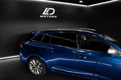 Renault Mégane Break 2016 — photo 3 of 13