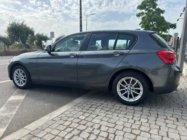 BMW 116 2016 - 16900 EUR, 125233 km - AUTO.MOTO.pt - 125233km - foto 4 de 32