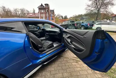Chevrolet Camaro 2018 - 49999 EUR, 55000 km - AUTO.MOTO.pt - 55000km - foto 11 de 14