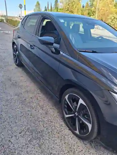 SEAT Ibiza 2023 - 17425 EUR, 5100 km - AUTO.MOTO.pt - 5100km - foto 4 de 4