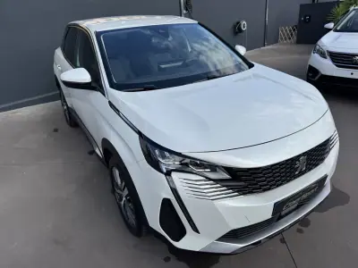 Peugeot 3008 2021 — foto 4 de 63