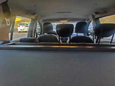 Dacia Logan MCV 2016 - 8500 EUR, 120000 km - AUTO.MOTO.pt - 120000km - foto 18 de 23