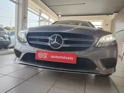 Mercedes-Benz C 300 2020 - 25750 EUR, 107000 km - AUTO.MOTO.pt - 107000km - foto 3 de 42
