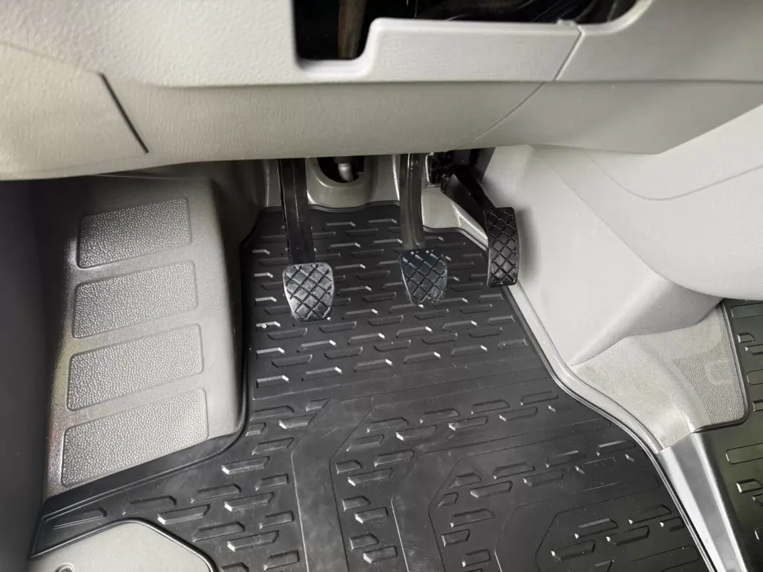 VW 2022 - 21949 EUR, 150000 km - AUTO.MOTO.pt - 150000km - foto 18 de 33