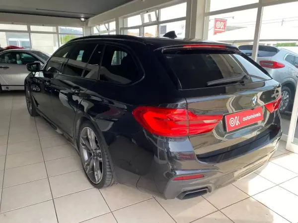 BMW M550d 2017 - 44900 EUR, 138217 km - AUTO.MOTO.pt - 138217km - foto 2 de 55