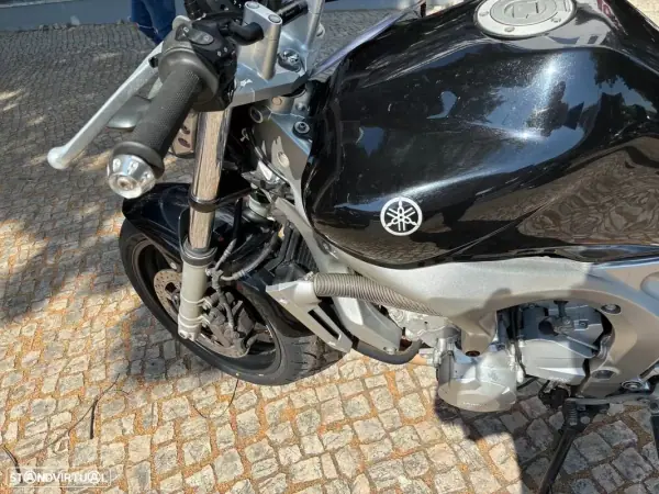 Yamaha FZ 07 2004 - 3250 EUR, 43561 km - AUTO.MOTO.pt - 43561km - foto 3 de 13