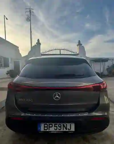 Mercedes-Benz EQA 2023 - 33000 EUR, 51000 km - 51000km - foto 4 de 13