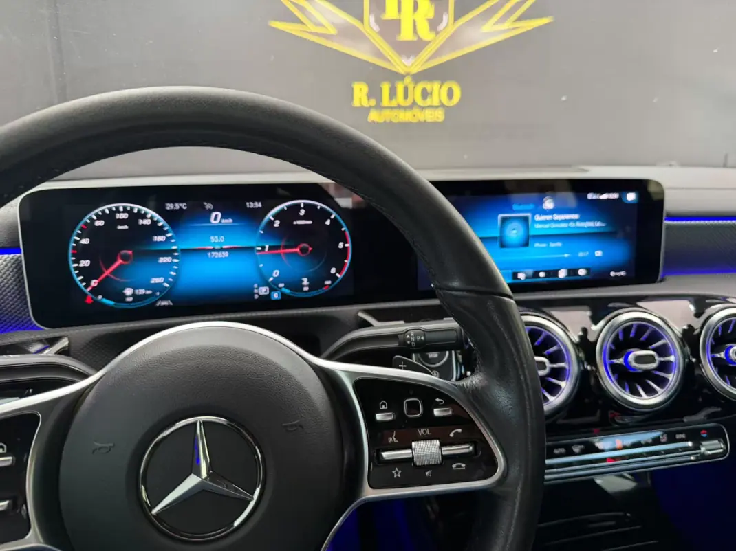 Mercedes-Benz CLA 180 2019 - 32000 EUR, 172639 km - AUTO.MOTO.pt - 172639km - foto 22 de 32
