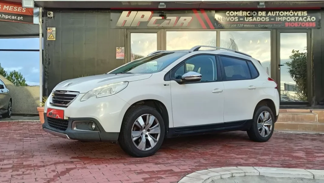 Peugeot 2008 2015 - 12990 EUR, 154000 km - AUTO.MOTO.pt - 154000km - foto 1 de 37