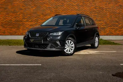 SEAT Arona 2023 - 75610km