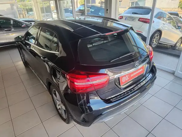 Mercedes-Benz GLA 200 2018 - 22750 EUR, 191200 km - AUTO.MOTO.pt - 191200km - foto 8 de 36