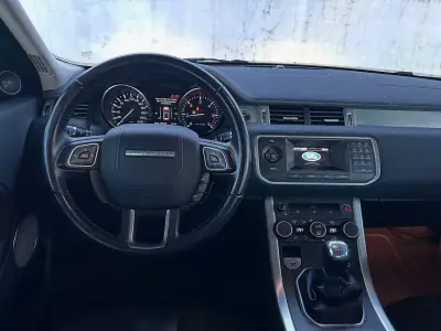 Land Rover Range Rover Evoque 2015 - 22490 EUR, 199000 km - AUTO.MOTO.pt - 199000km - foto 6 de 19