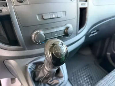 Mercedes-Benz Vito Tourer 2017 - 25000 EUR, 176000 km - AUTO.MOTO.pt - 176000km - foto 12 de 12