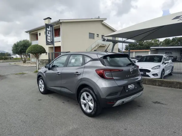 Renault Captur 2021 - 15990 EUR, 120000 km - 120000km - foto 5 de 45