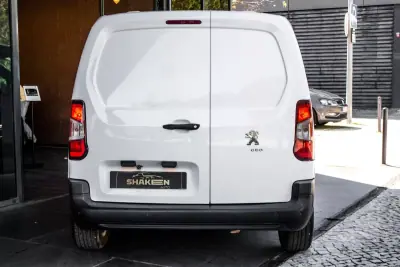 Peugeot Partner 1.5 Blue HDI 100 S&S Premium 2021 - 12990 EUR, 71659 km - AUTO.MOTO.pt - 71659km - foto 7 de 31