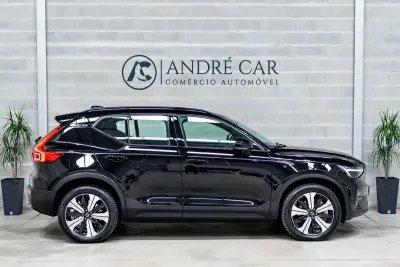 Volvo XC 40 2023 - 29950 EUR, 49881 km - AUTO.MOTO.pt - 49881km - foto 5 de 48