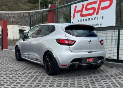 Renault Clio 2018 — foto 4 de 13