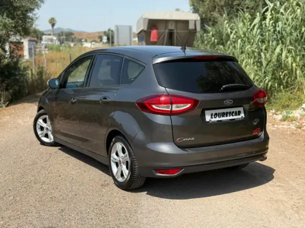 Ford C-Max 2016 - 11995 EUR, 185000 km - AUTO.MOTO.pt - 185000km - foto 6 de 26