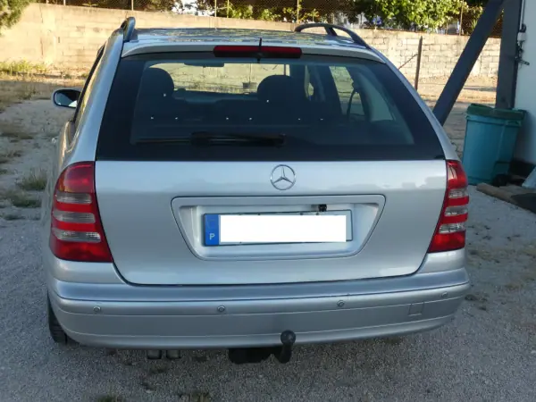 Mercedes-Benz C 220 2001 - 6750 EUR, 399999 km - AUTO.MOTO.pt - 399999km - foto 6 de 21