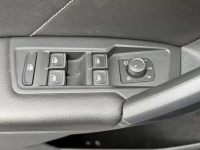 Volkswagen Tiguan 2022 - 33900 EUR, 71516 km - AUTO.MOTO.pt - 71516km - foto 5 de 21