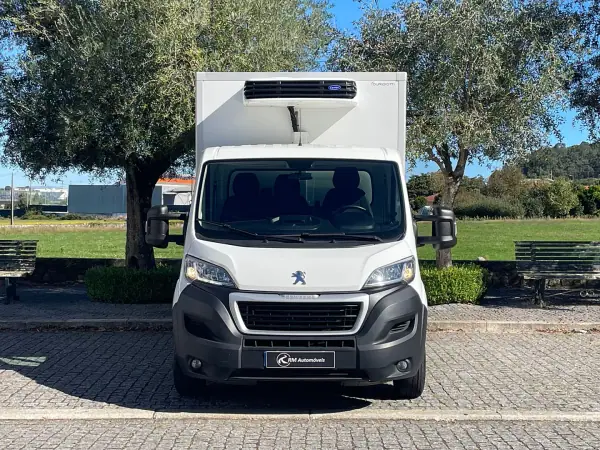 Peugeot Boxer 2020 — foto 3 de 35