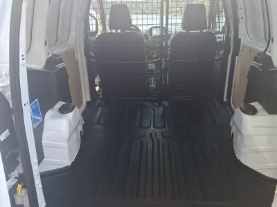 Ford Transit Courier 2021 - 12990 EUR, 88501 km - AUTO.MOTO.pt - 88501km - foto 14 de 15