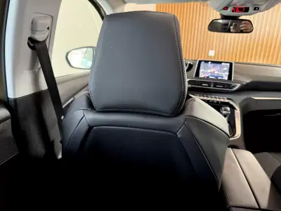Peugeot 3008 2017 - 18500 EUR, 155000 km - AUTO.MOTO.pt - 155000km - foto 67 de 112