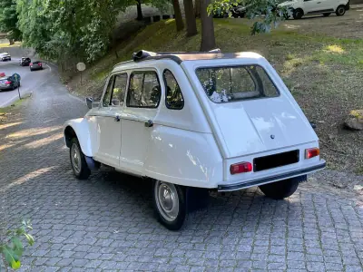 Citroën Dyane 1979 - 7900 EUR, 92000 km - AUTO.MOTO.pt - 92000km - foto 32 de 38
