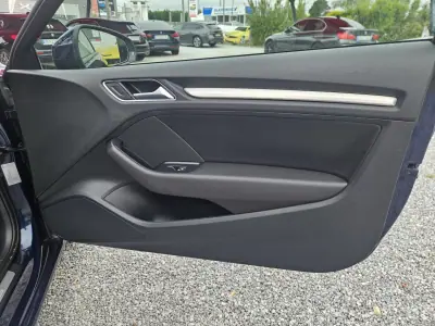 Audi A3 2017 - 22500 EUR, 50100 km - AUTO.MOTO.pt - 50100km - foto 37 de 53