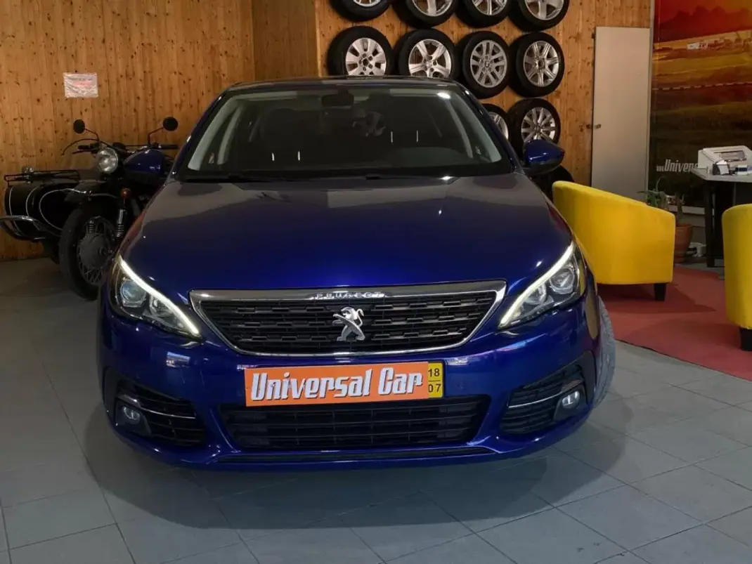 Peugeot 308 2018 - 13900 EUR, 114000 km - 114000km - foto 2 de 19