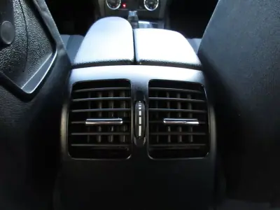 Mercedes-Benz C 180 2012 - 13490 EUR, 240000 km - AUTO.MOTO.pt - 240000km - foto 35 de 47