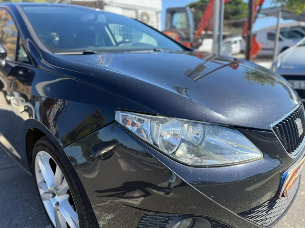Peugeot 308 2010 - 8000 EUR, 163281 km - AUTO.MOTO.pt - 163281km - foto 4 de 17