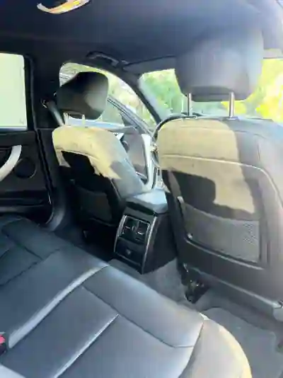 BMW 320 2019 - 24000 EUR, 125000 km - AUTO.MOTO.pt - 125000km - foto 9 de 14