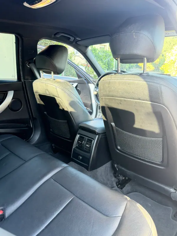 BMW 320 2019 - 24000 EUR, 125000 km - AUTO.MOTO.pt - 125000km - foto 9 de 14