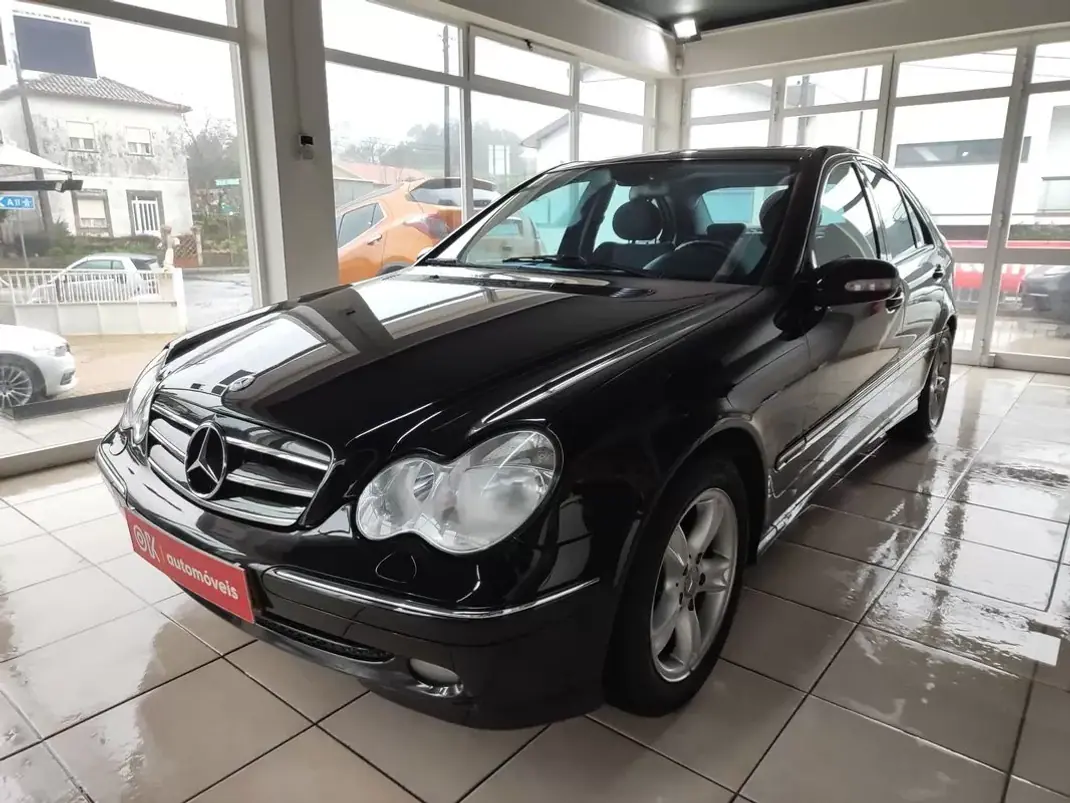 Mercedes-Benz C 220 2000 - 5750 EUR, 372700 km - AUTO.MOTO.pt - 372700km - foto 5 de 60