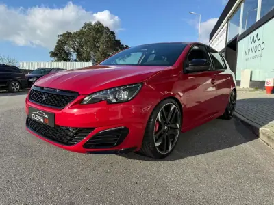 Peugeot 308 2015 - 19500 EUR, 120000 km - AUTO.MOTO.pt - 120000km - foto 3 de 36