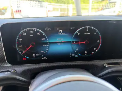Mercedes-Benz A 180 2018 - 21750 EUR, 102000 km - AUTO.MOTO.pt - 102000km - foto 14 de 18