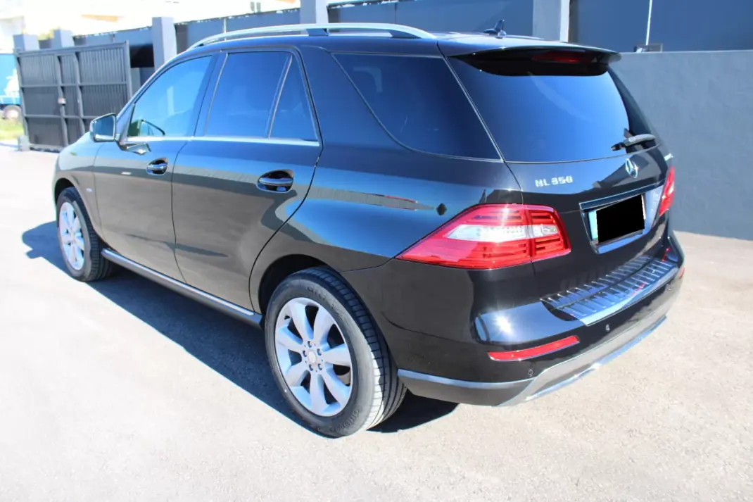 Mercedes-Benz ML 350 2012 - 22500 EUR, 212000 km - 212000km - foto 4 de 28
