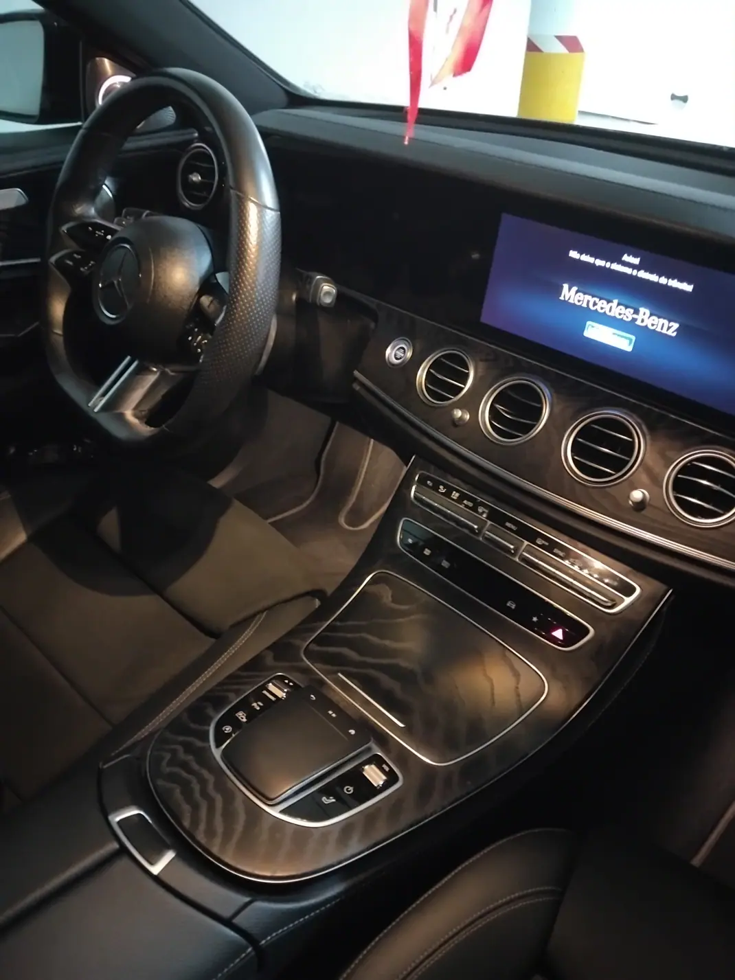Mercedes-Benz E 220 2021 - 45800 EUR, 64800 km - 64800km - foto 7 de 15