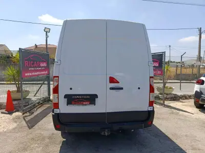 Renault Master 2019 - 19000 EUR, 83500 km - AUTO.MOTO.pt - 83500km - foto 26 de 28