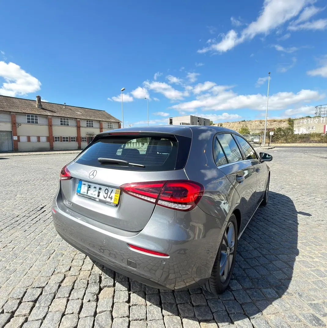 Mercedes-Benz A 180 2020 - 23900 EUR, 43000 km - 43000km - foto 5 de 13