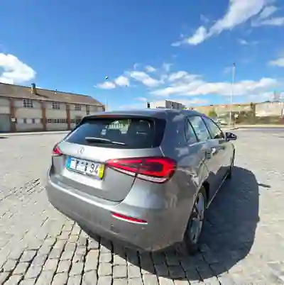 Mercedes-Benz A 180 2020 - 23900 EUR, 43000 km - 43000km - foto 5 de 13