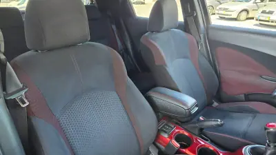 Nissan Juke 2015 - 12990 EUR, 142000 km - AUTO.MOTO.pt - 142000km - foto 23 de 30