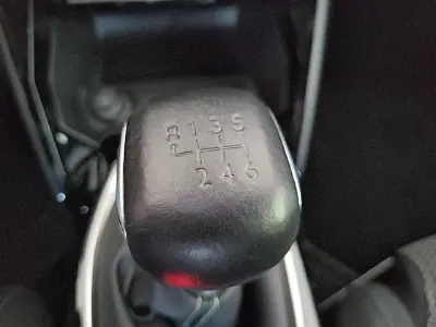 Peugeot 2008 2021 - 18400 EUR, 36177 km - AUTO.MOTO.pt - 36177km - foto 20 de 24