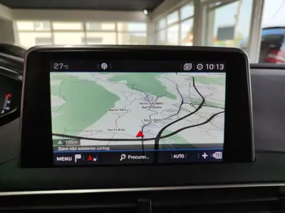 Peugeot 3008 2018 - 19650 EUR, 79000 km - AUTO.MOTO.pt - 79000km - foto 29 de 37
