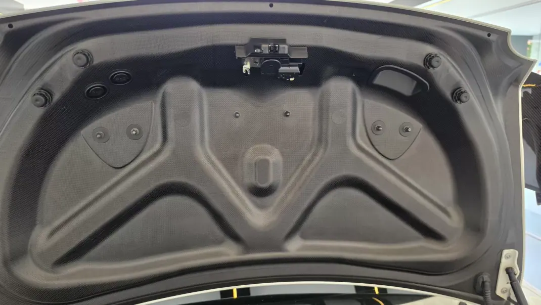 Nissan GT-R 2017 - 300000 EUR, 30685 km - 30685km - foto 27 de 69