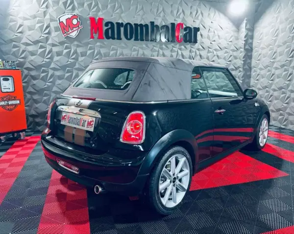 MINI Cooper 2014 - 15990 EUR, 120443 km - AUTO.MOTO.pt - 120443km - foto 24 de 59